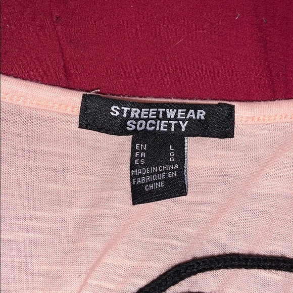 Pink shirt - Picture 3 of 3